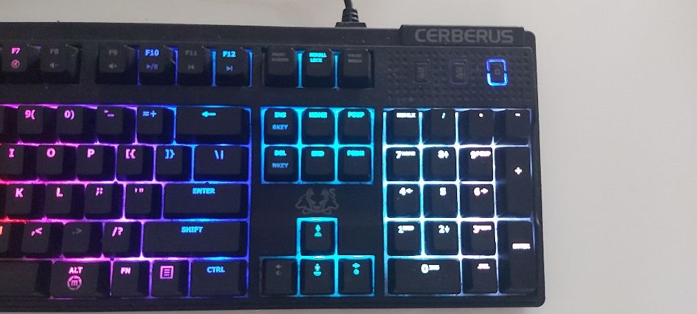 Klawiatura mechaniczna ASUS Cerberus Mech RGB