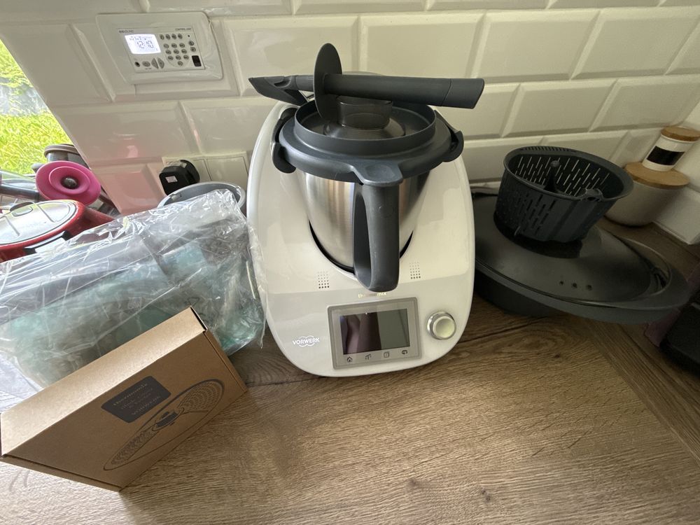 Thermomix TM5 z akcesoriami