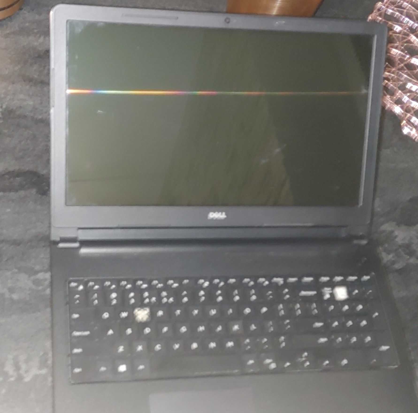 Laptop dell inspiron 15