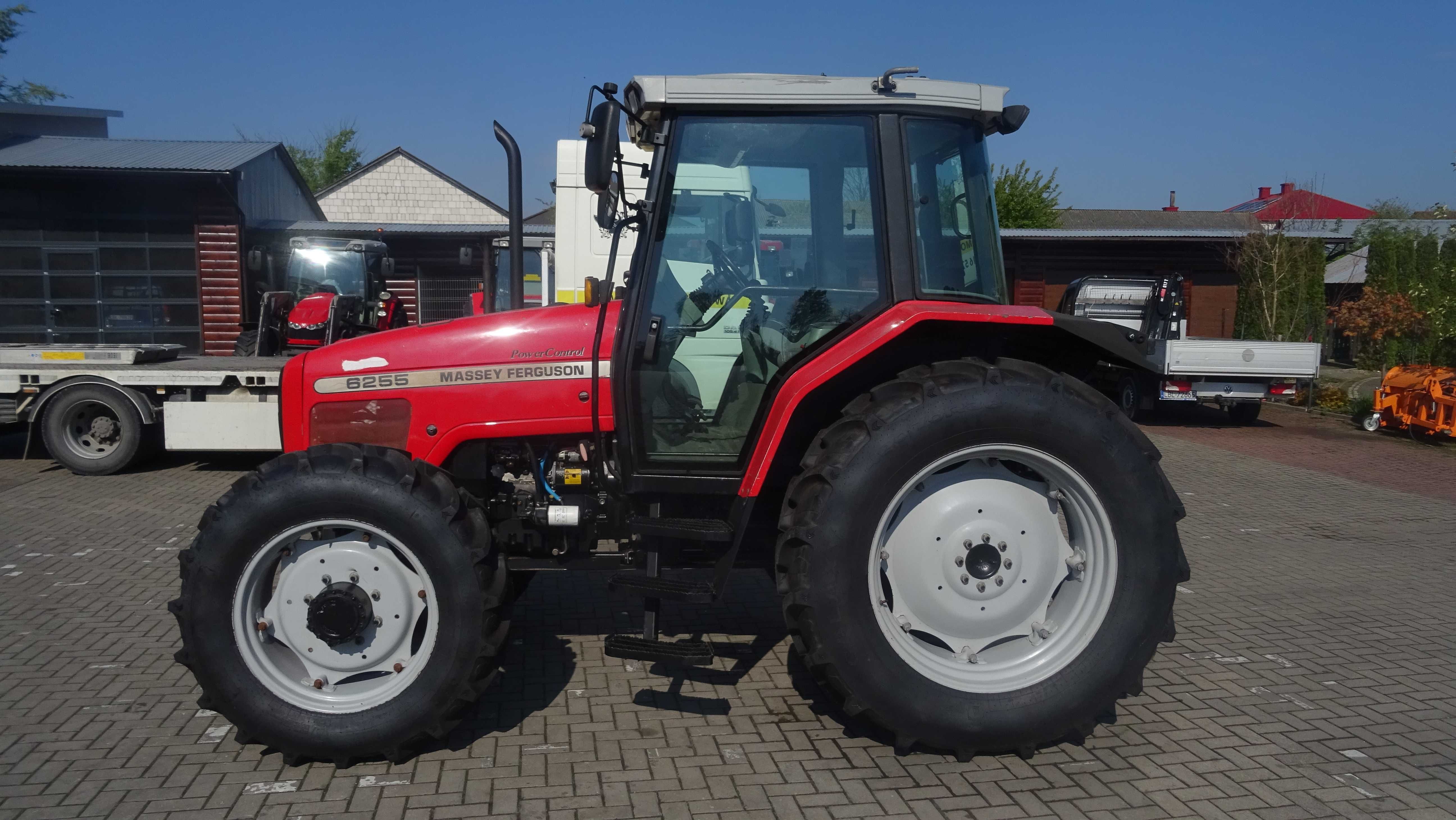 Massey Ferguson 6255 sprowadzony 2000r.