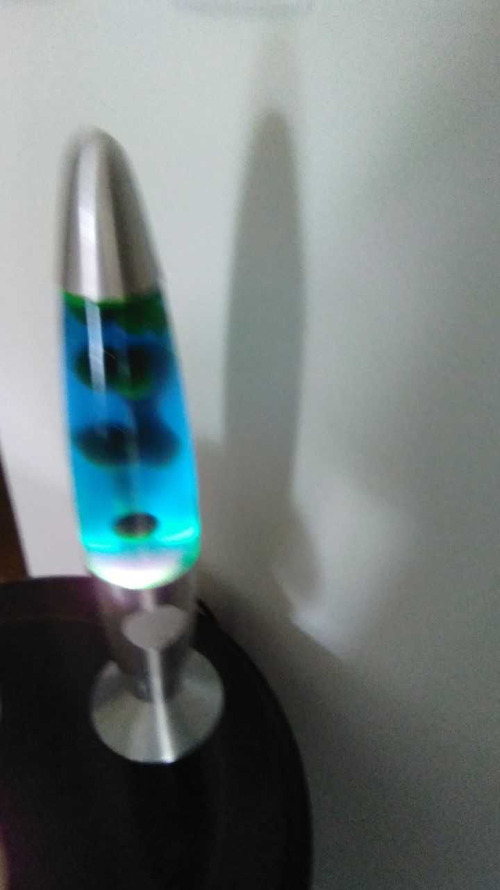 Candeeiro Lava Azul e cromado