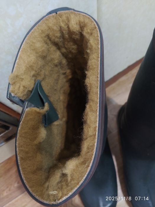 Чоботи гумові 45 розмір AIGLE.