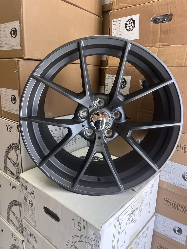 Jantes 19” 5x120 Novas Estilo M4 CS Gunmetal BMW serie 3/4/5