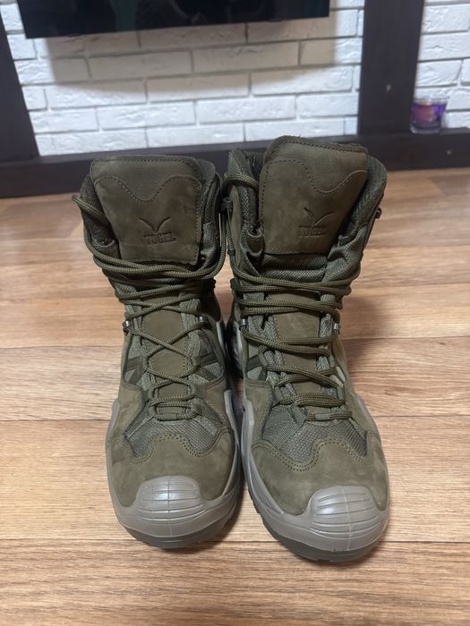 Високі тактичні черевики Vogel 1491