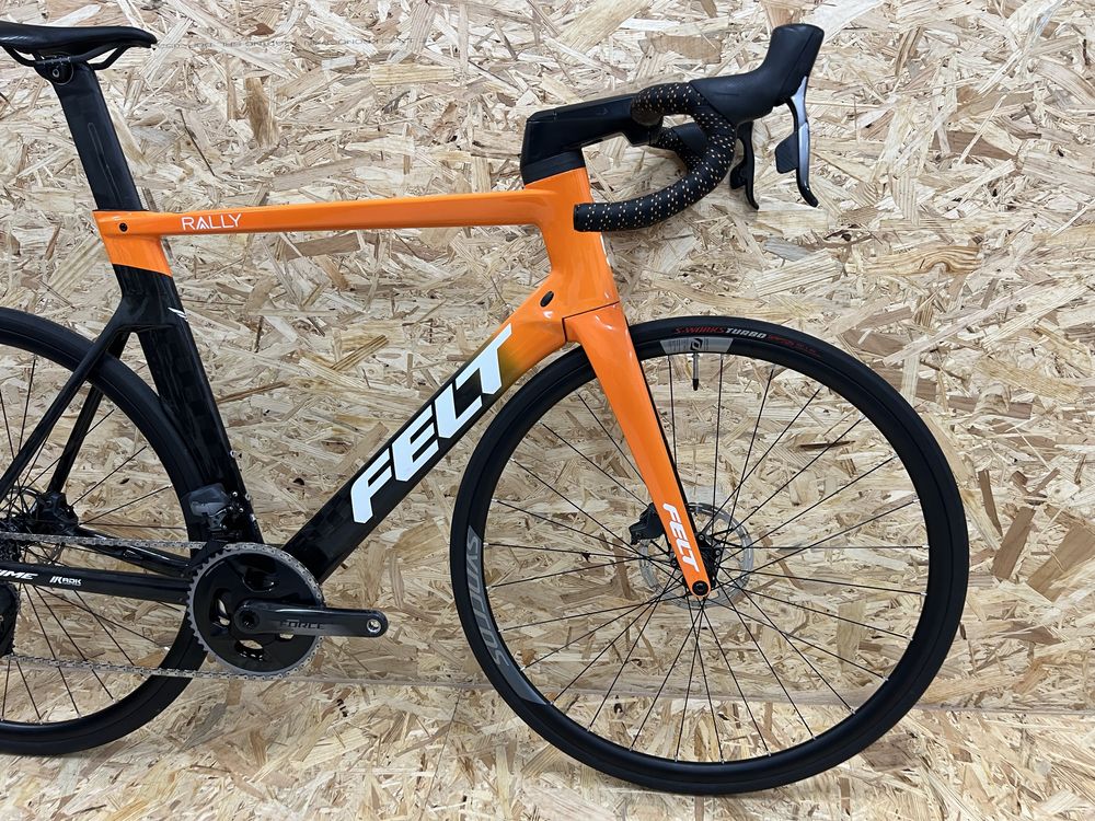 Bicicleta disco aero Felt AR / Sram Force AXS elétrico