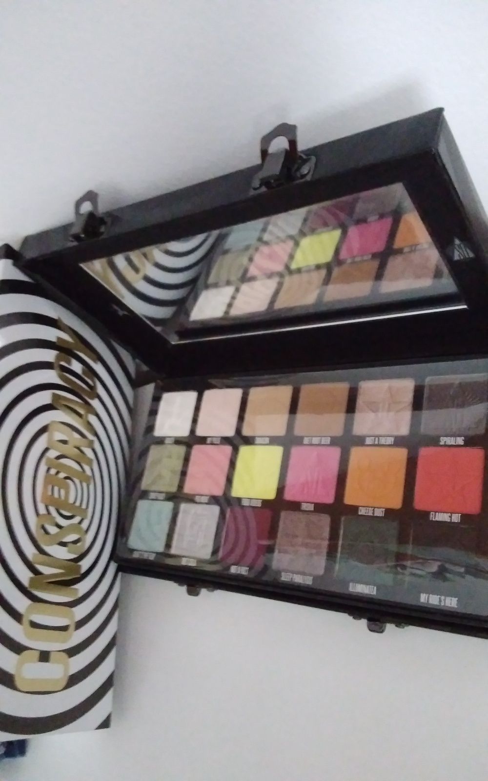 Novo maquiagem: Paleta Shane Dawson x Jeffree Star Conspiracy