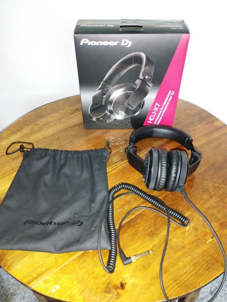 Headphones Pioneer HDJ-X7