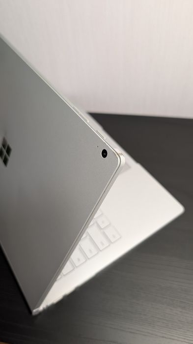 Microsoft surface book 3 13.5" i7-1065g7 16 ram 256 ssd iris plus 940