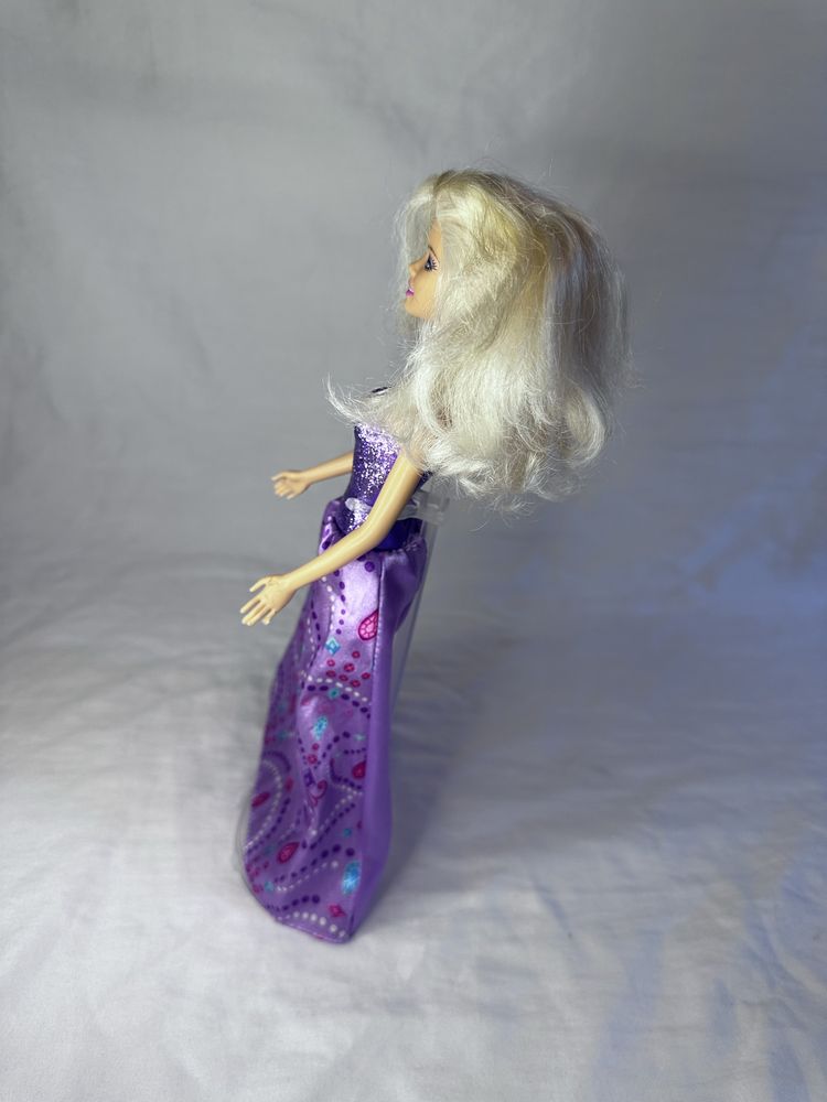 Lalka Barbie z filmiku Barbie Mariposa and The Fairy Princess Catania