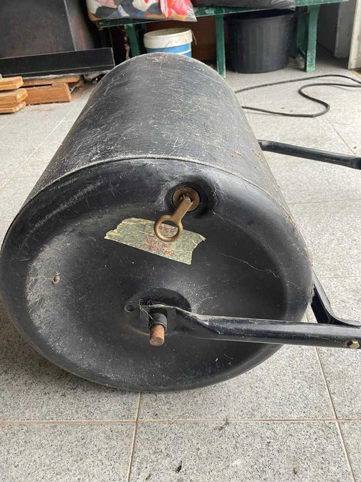 CILINDRO para relvado