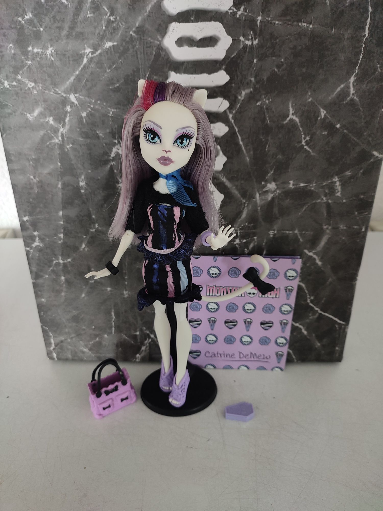 Monster high Catrine Demew New Scaremester