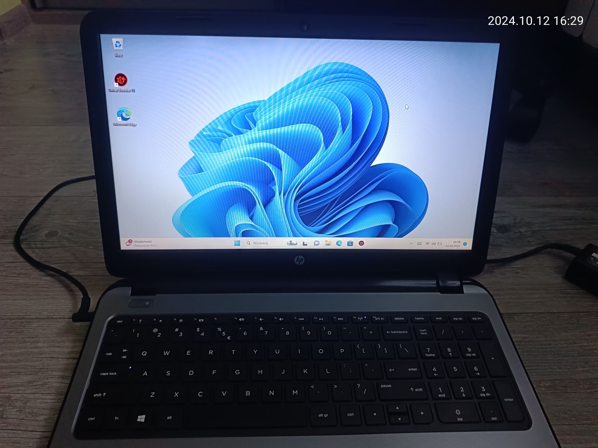 Laptop HP pavilion 15 i3/8GB/128GB
