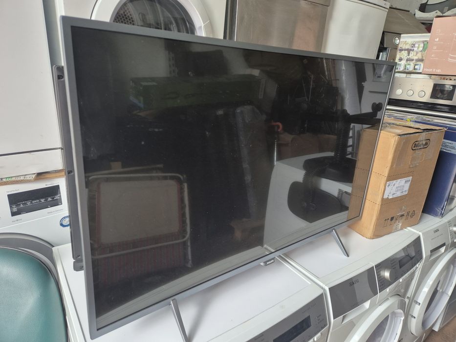 Продам  телевізор з підтримкою  інтернету