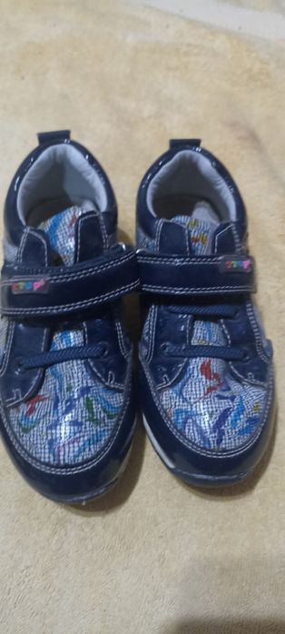 Речі для дівчинки