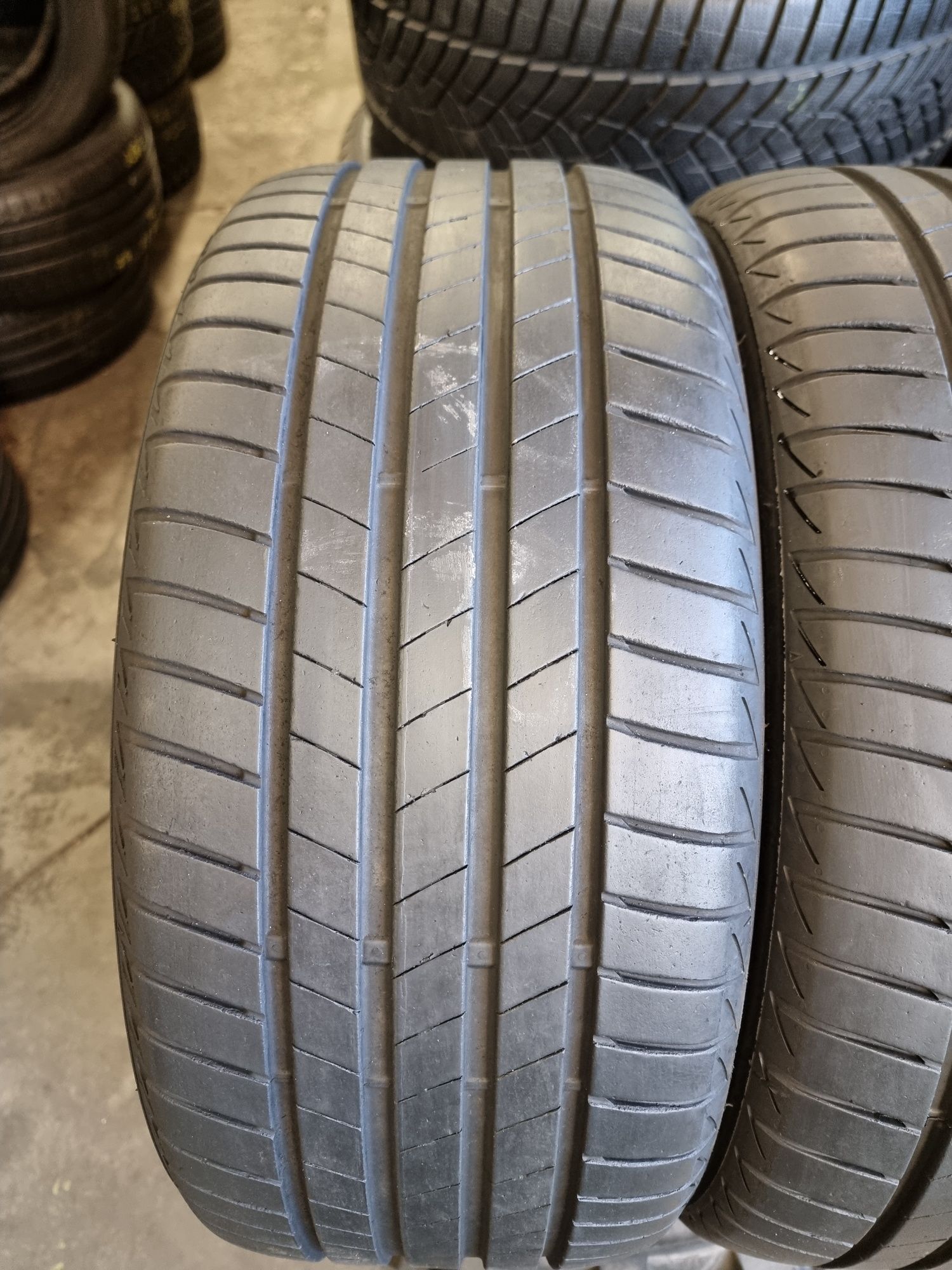 Шини літні 235х40хR18 Bridgestone Turanza T005  2 ШТ 90% Протектор