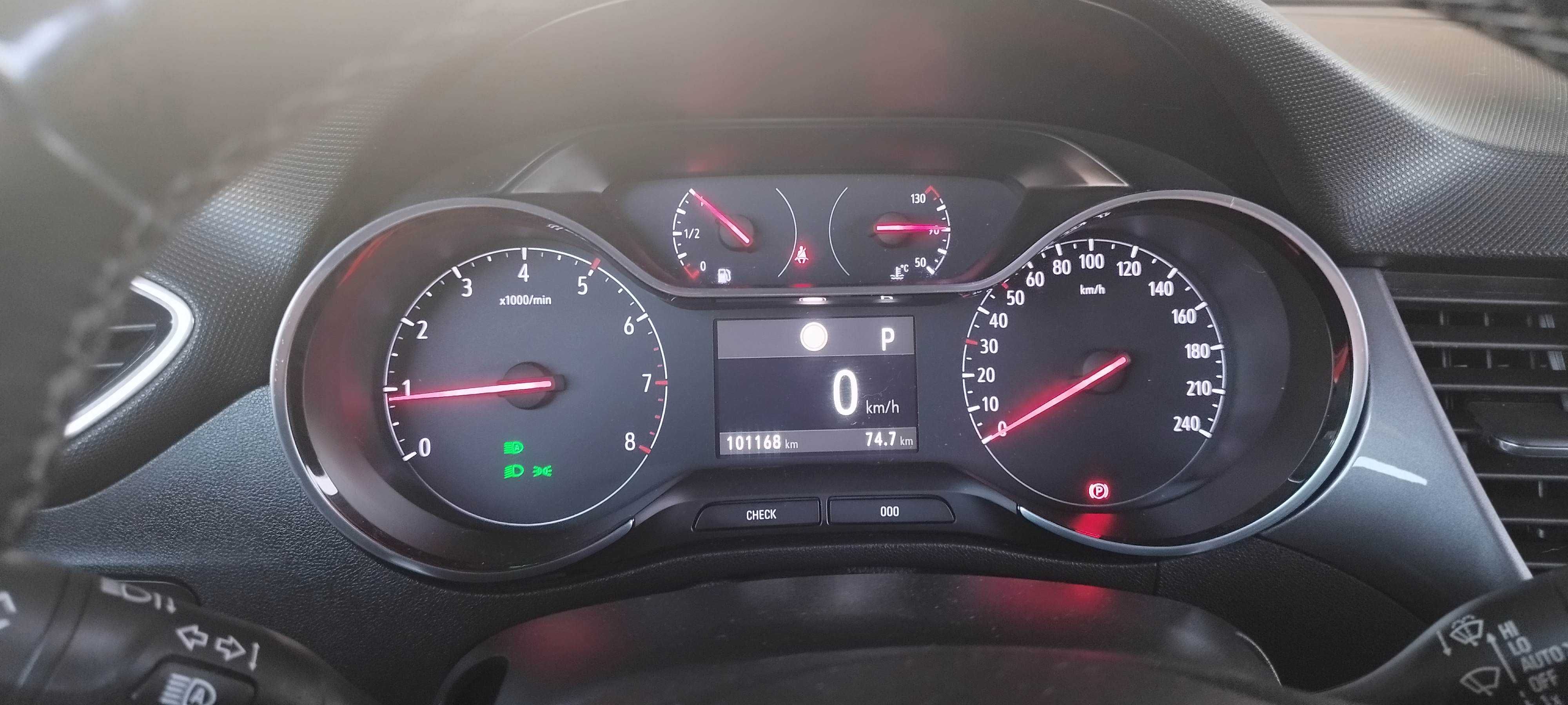 Opel Crossland 1.2 Automático 2022