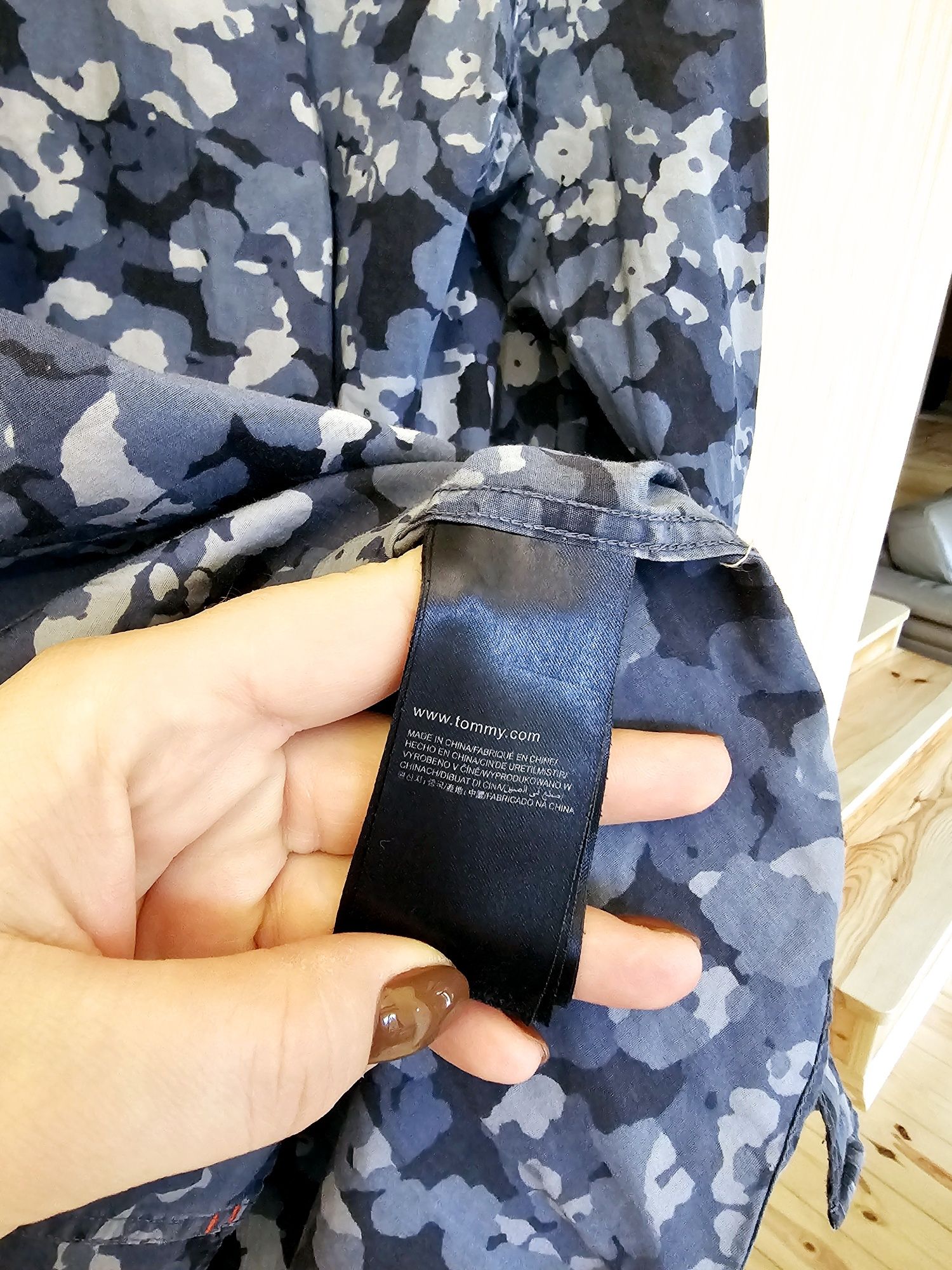 Wzorzysta koszula Tommy Hilfiger L 40 koszula L