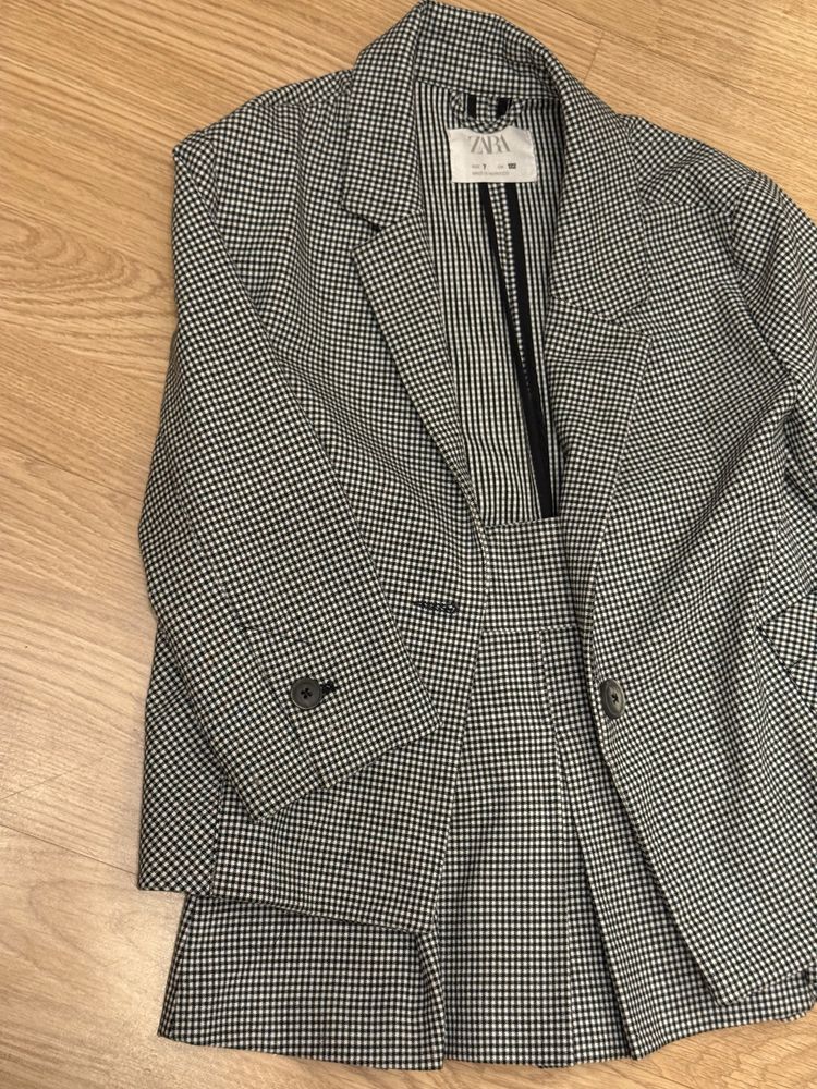 Костюм zara на 1 вересня спідниця піджак