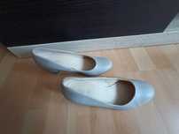 Buty na obcasie rozmiar 39