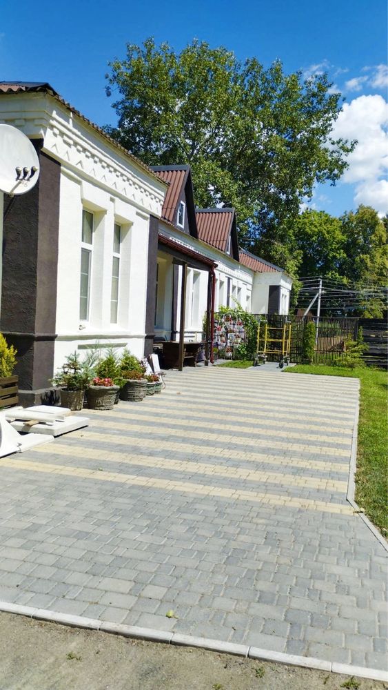 Продаж будинку + приміщення 250 кв.м під бізнес чи житло