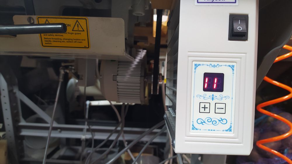 Швейная машина pfaff универсальная