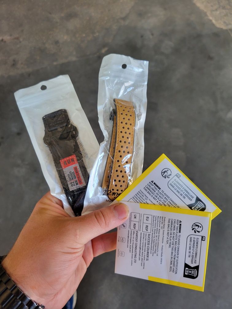 Продам amazfit gtr 2 (new version) + ремінці та скло