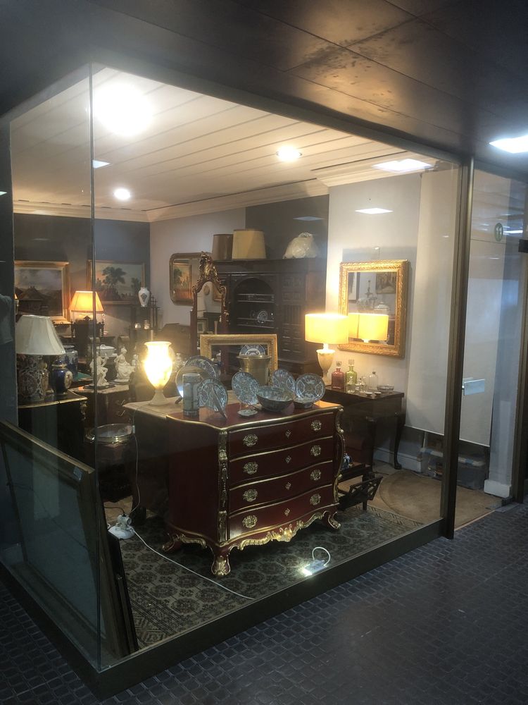 Loja nas Galerias do Estoril