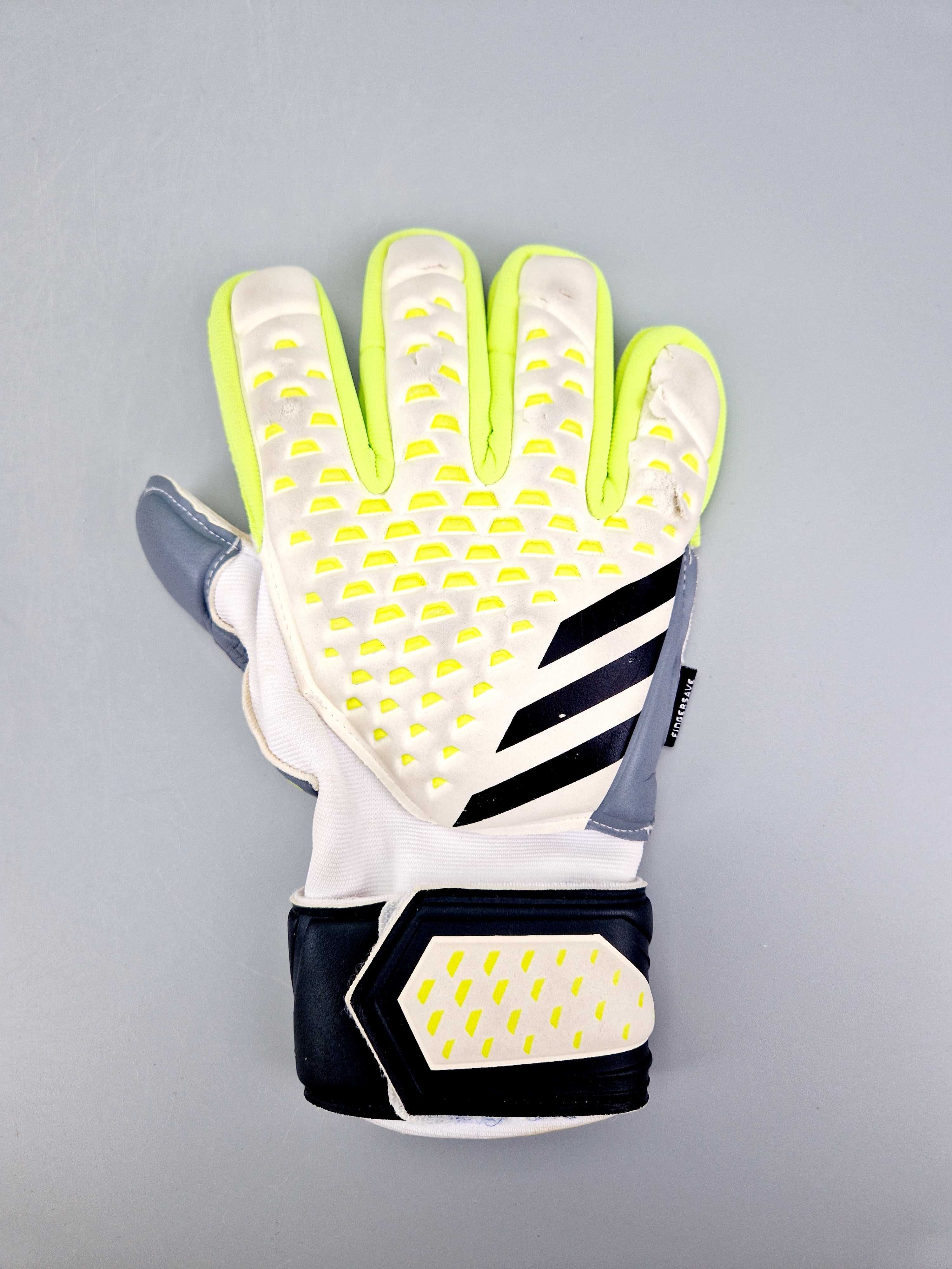 Rękawice Bramkarskie adidas Predator Fingersave roz 7