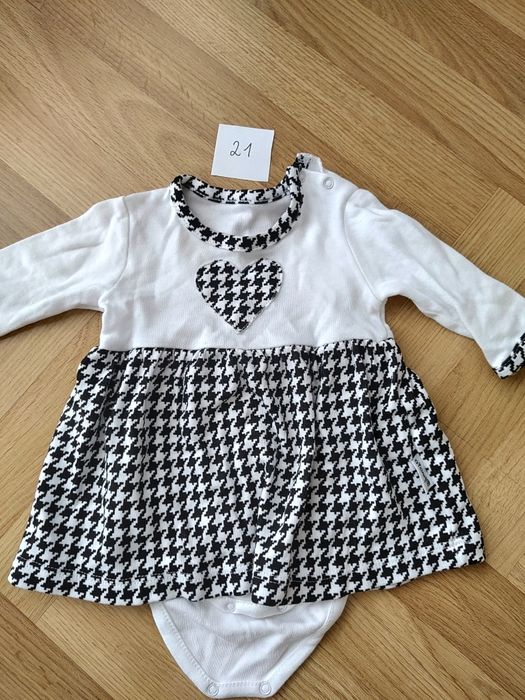 Sukienki niemowlęce