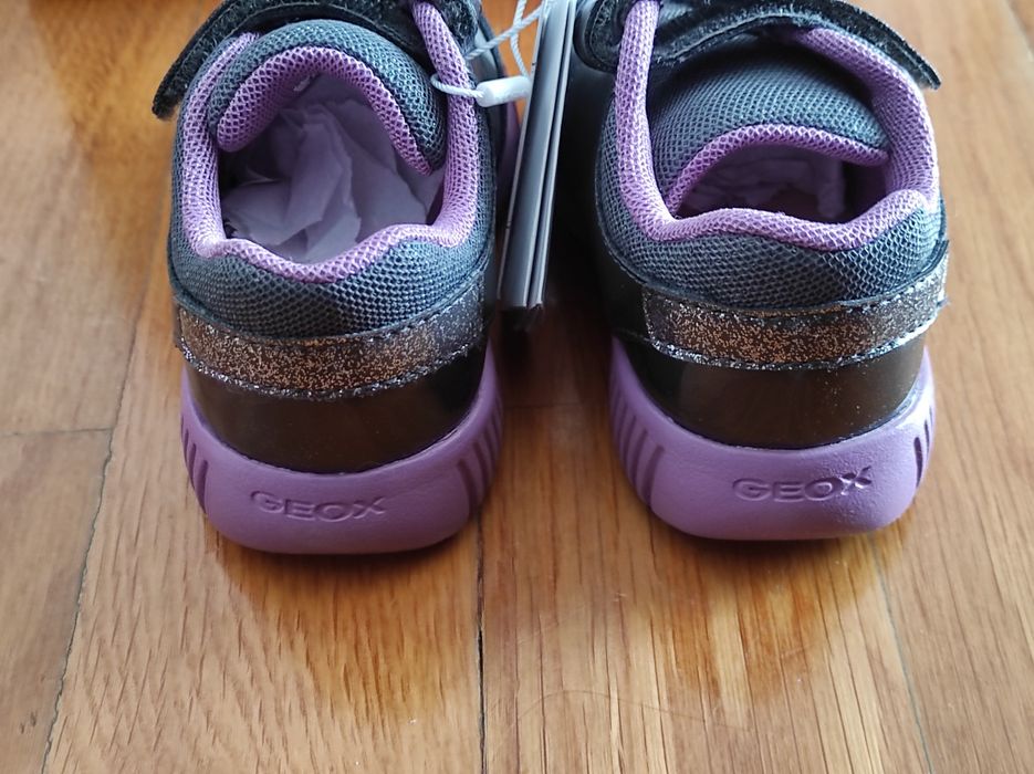 Geox sapatilhas novas NR 21