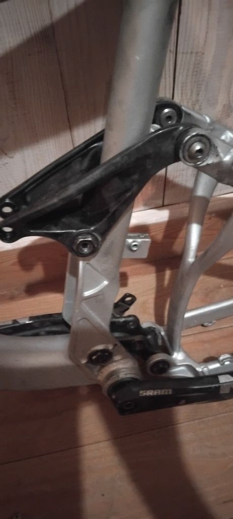 Rama kellys swag 10 2017 (enduro, mtb)