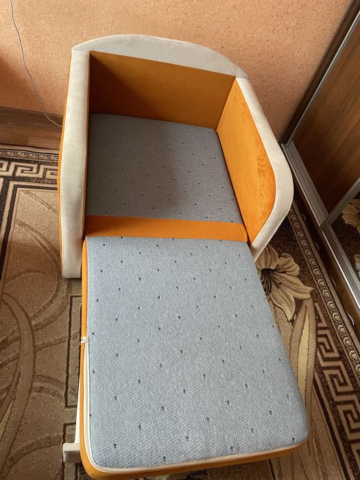 Продам розкладний диванчик