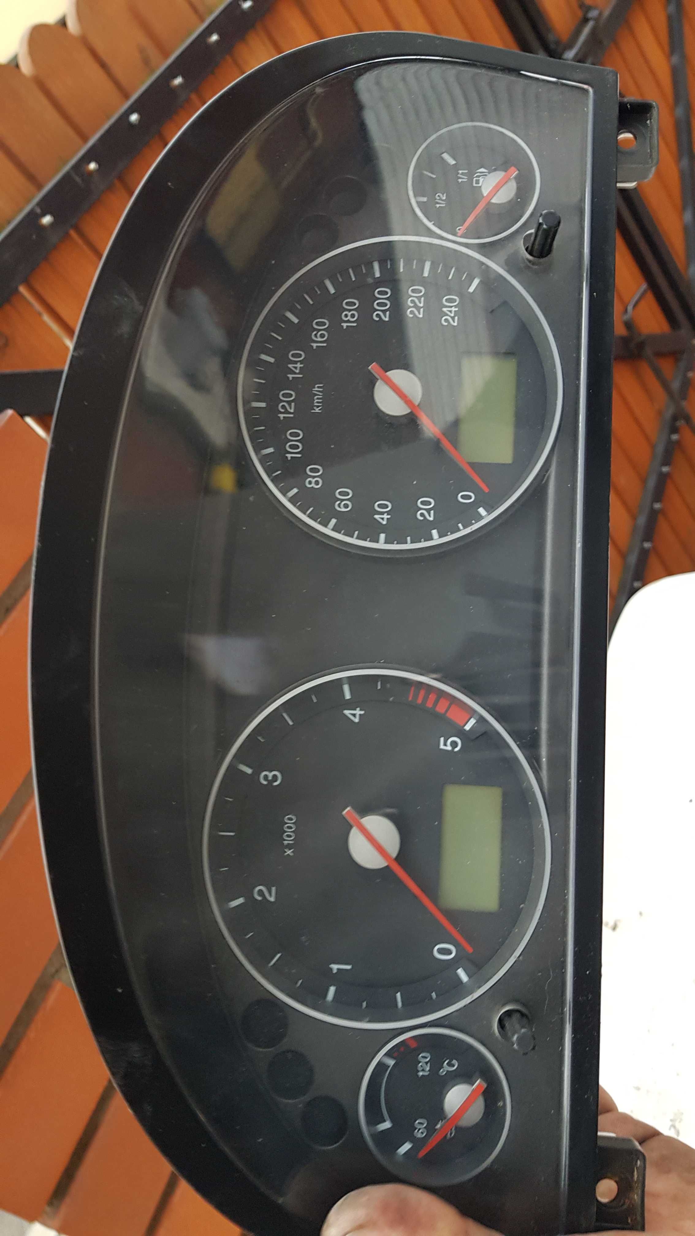 Licznik zegary ford mondeo MK3 diesel 2.0