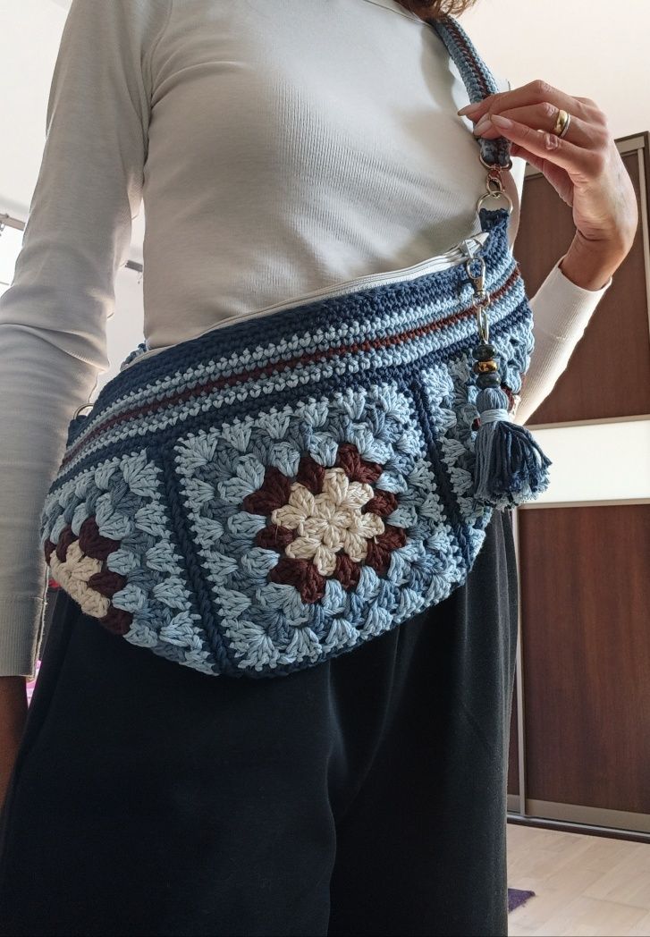 Torebka cross body