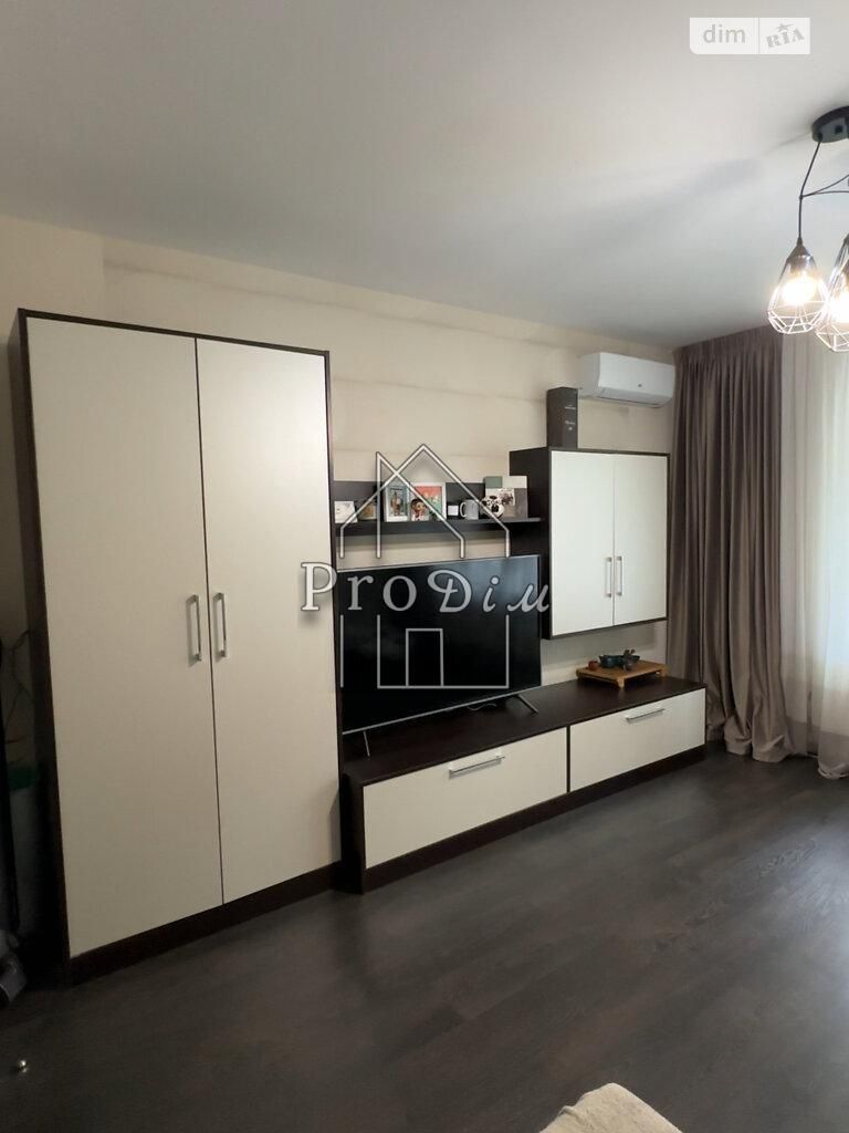 Продаж 3 кімнатної квартири смт.Коцюбинське