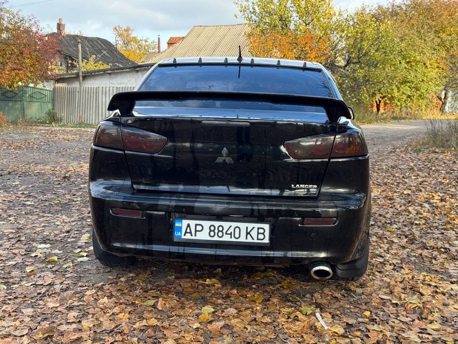 Продам mitsubishi lancer x 2011