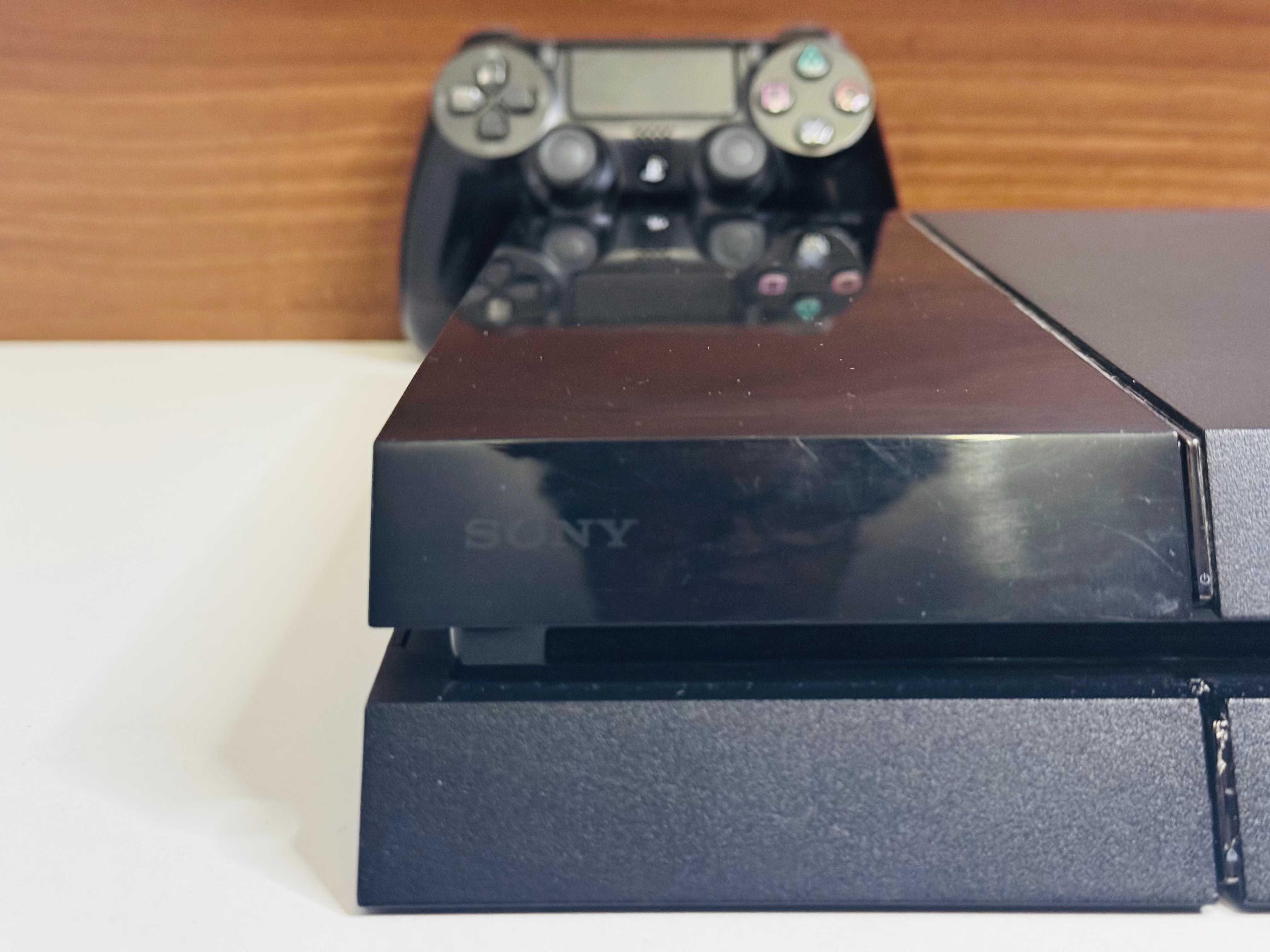 Konsola PlayStation 4 PS4 500GB Czarny z Padem Niski Soft 10.70