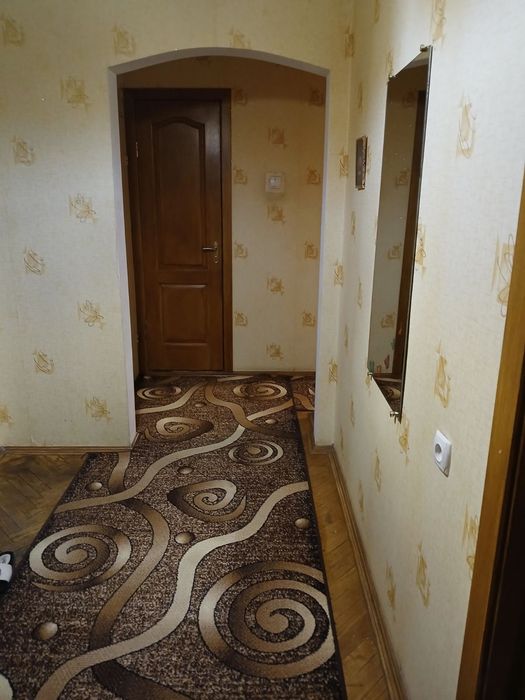 Шукаю дівчину на підселення