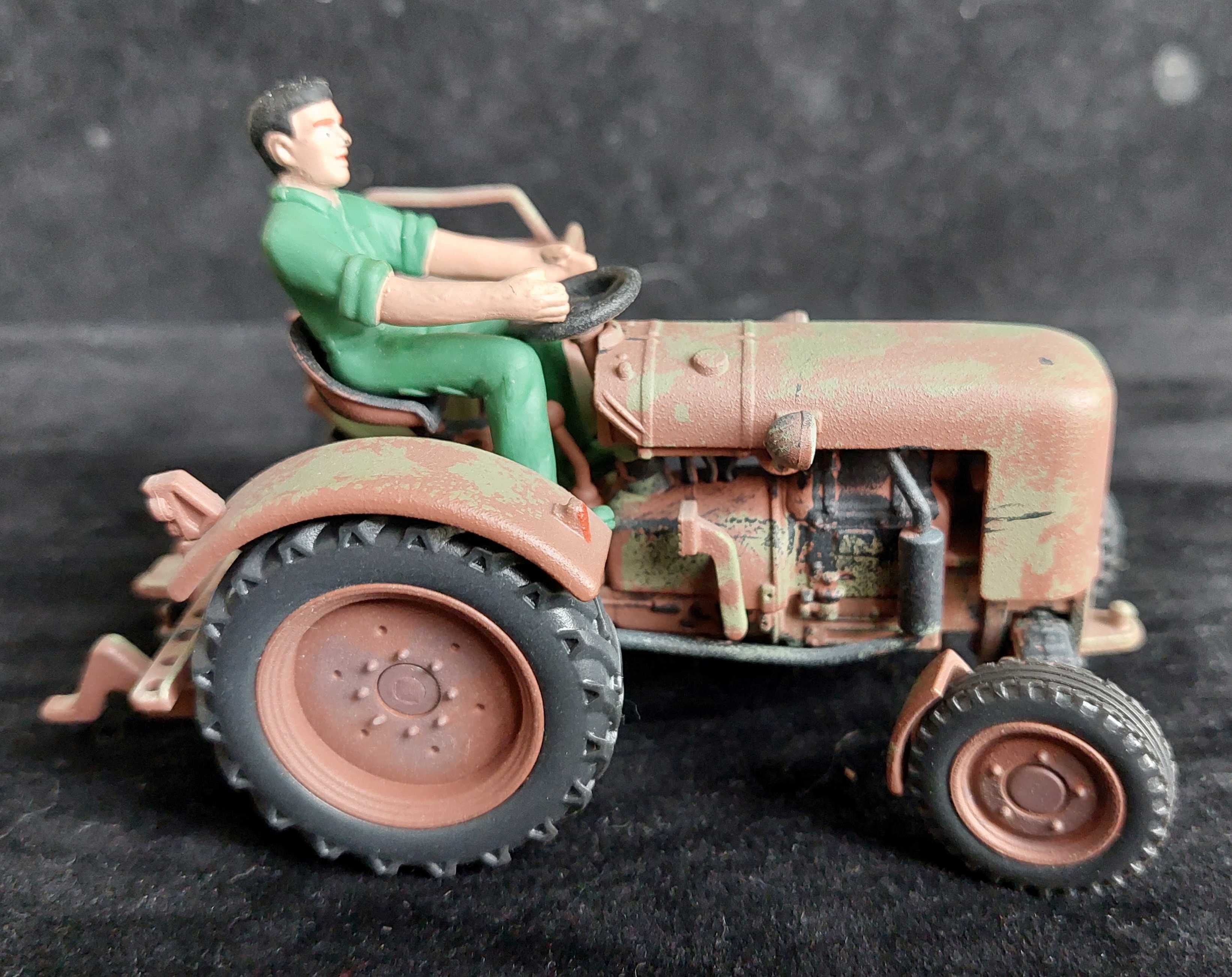 Siku 4466 Fendt Dieselross F 28 z rozrzutnikiem 1:32