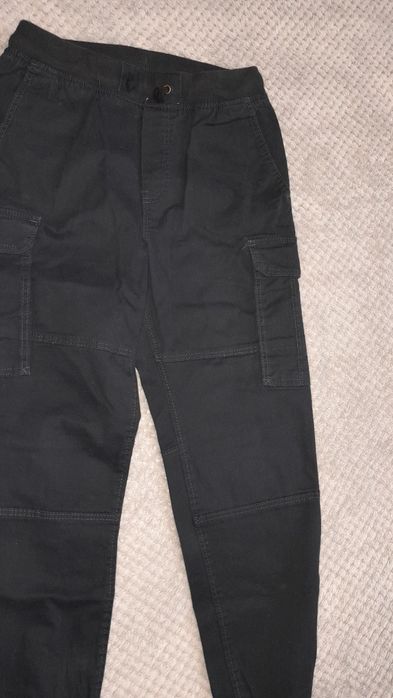 Spodnie joggery H & M r 146 jak nowe