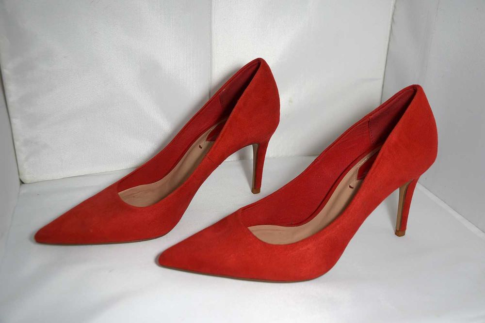 Sapatos Veludo Vermelho 37