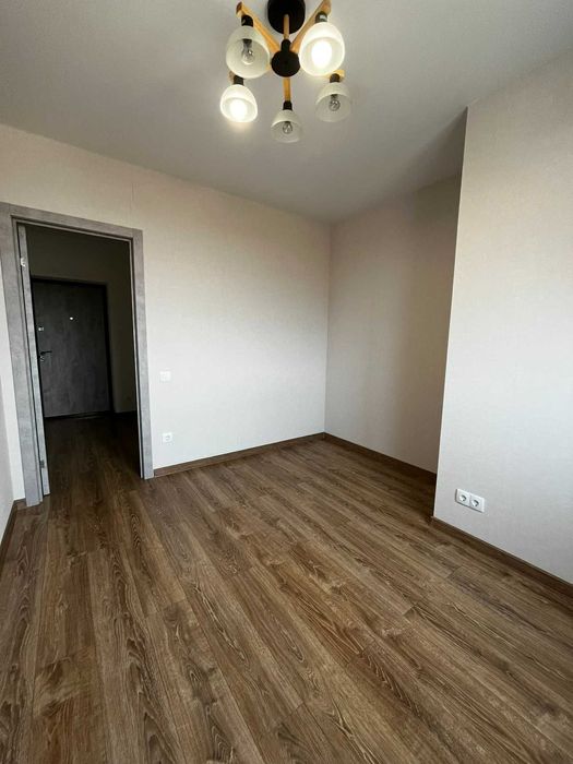 Продам затишну однокімнатну в ЖК Пташка.