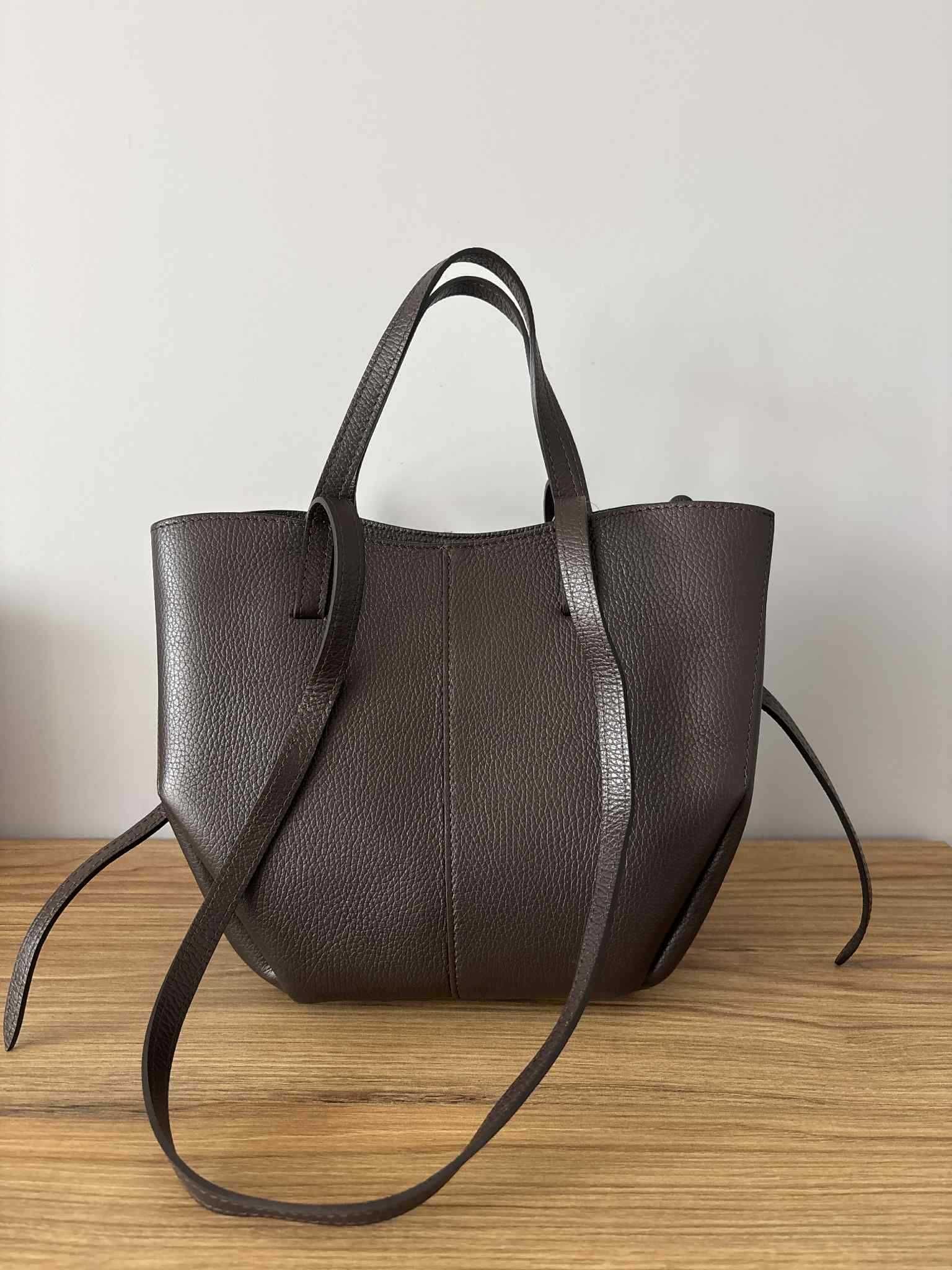 Elegancka Skórzana Torebka Brązowa Z Podwójnymi Uchwytami Vera Pelle