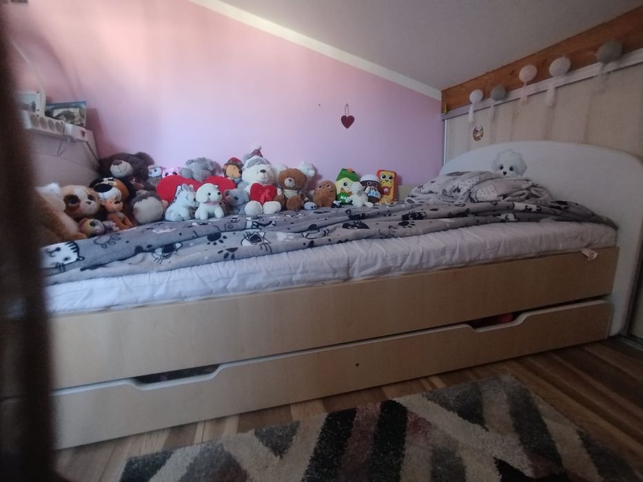 Komplet mebli dla dziewczynki
