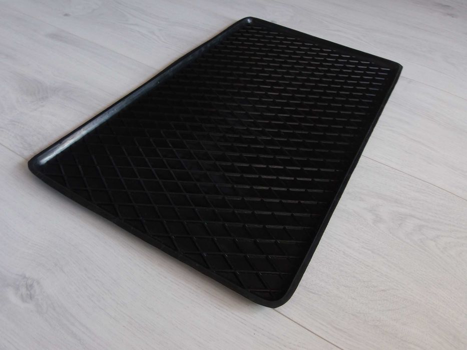 Dywanik Samochodowy Vw Volkswagen T4 T5 LT Mercedes Sprinter Vito TYŁ