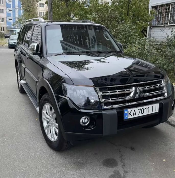 Продам авто Mitsubishi Pajero 2008року