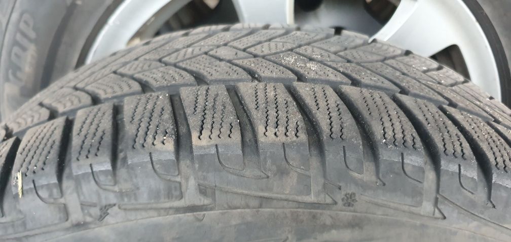 225/55/16 et20 bmw koła felgi r16 alufelgi zima goodyear 2019r opony