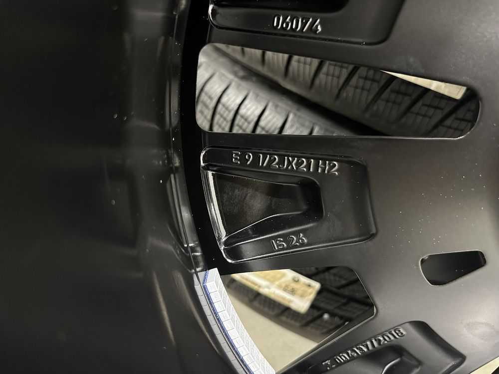 Nowe oryginalne koła zimowe alufelgi 21 BMW XM G09
