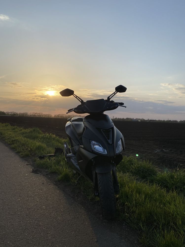 Продам, Aprilia sr50 gen3( не аерокс, слайдер, бвс, ямаха)