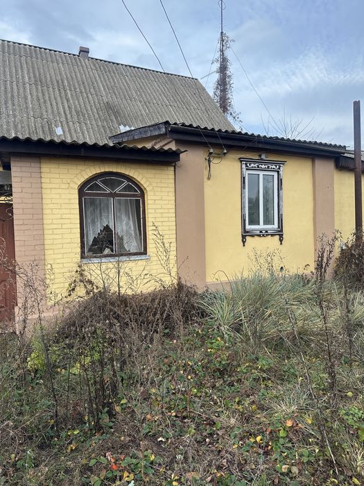 Продаж будинку с.Шарки